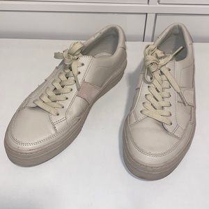 Monochromatic tan sneakers (EU 40, US 9)